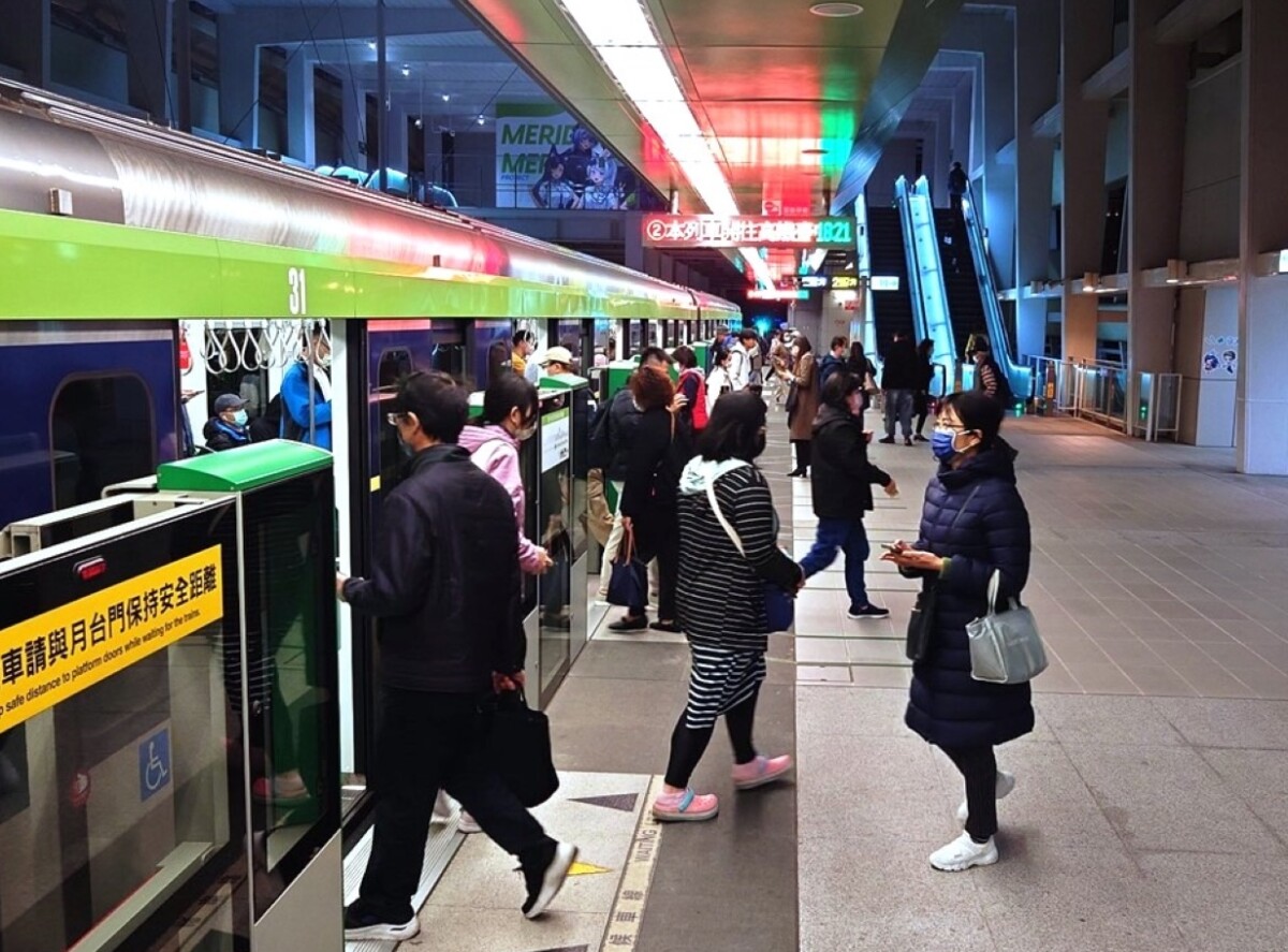 ▲在TPASS定期票帶動下,台中捷運運量持續成長。(圖/記者顏淑娟翻攝)