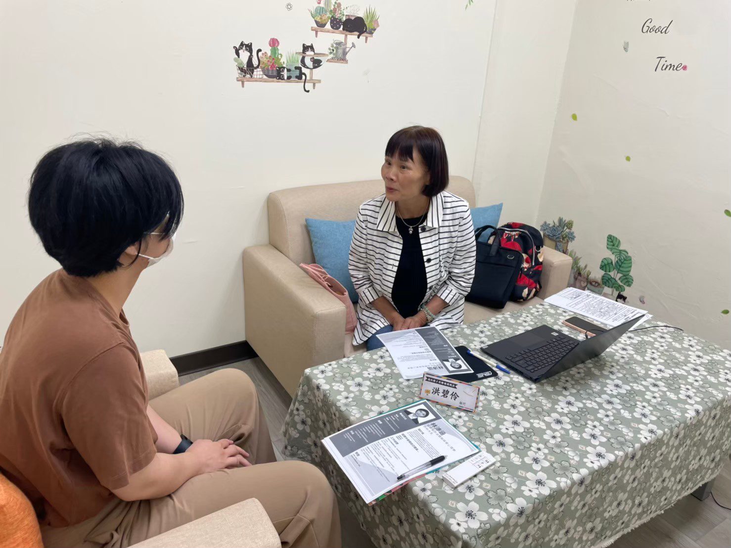 找工作履歷沒亮點？中市勞工局提供履歷健診服務　助求職者強化求職自信心