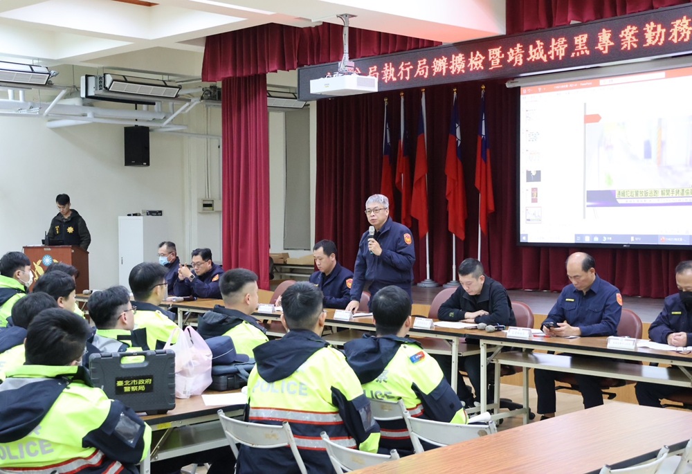 遏止幫派藉黃少岑告別式作亂 北投警連續10日靖城掃黑 219 248250225a08