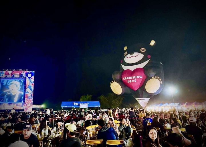 高雄熊出國了!高雄熱氣球首度飛向國際 2025泰國清萊聖獅熱氣球節浪漫升空
