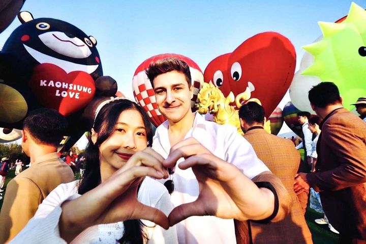 高雄熊出國了!高雄熱氣球首度飛向國際 2025泰國清萊聖獅熱氣球節浪漫升空