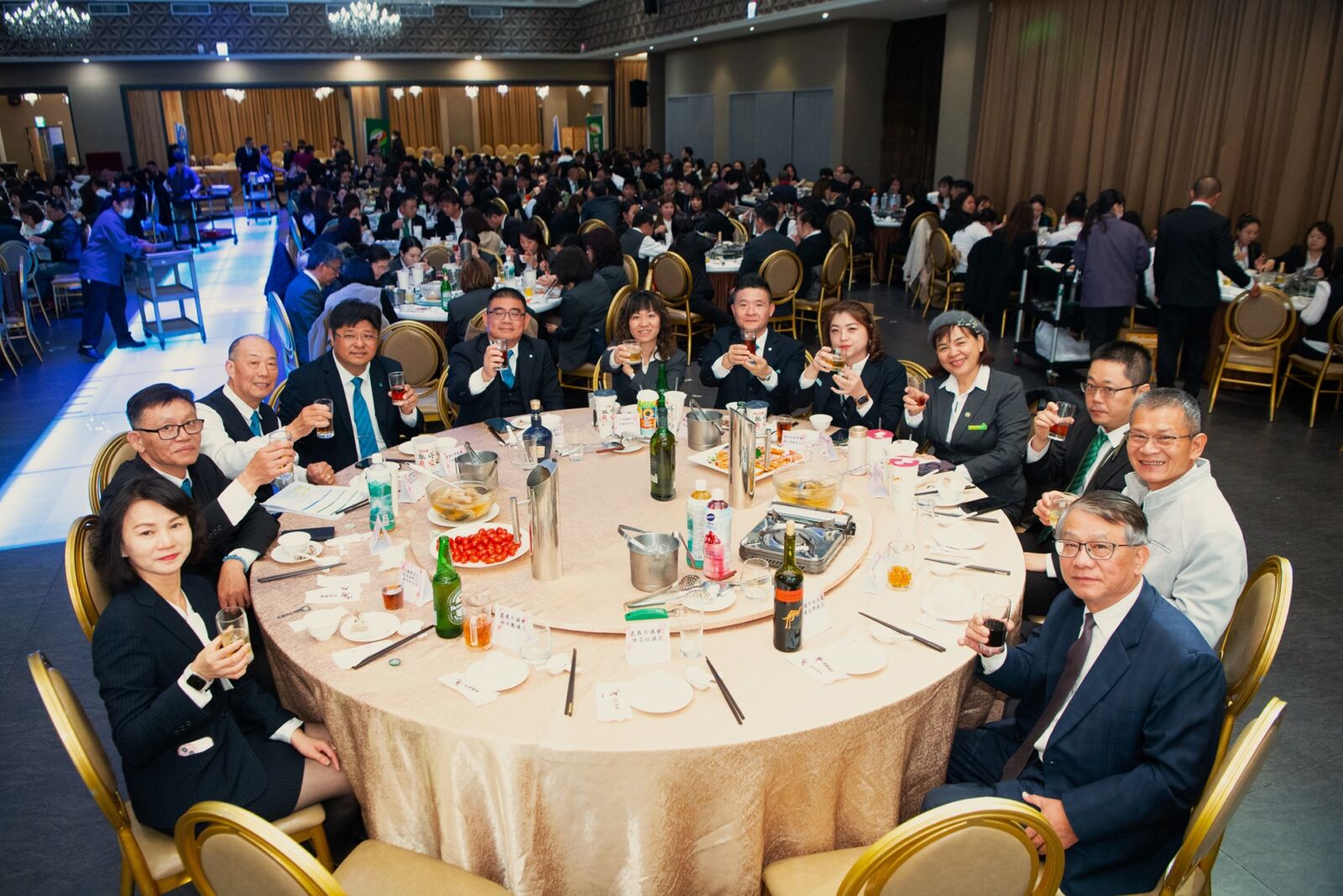春酒席開43桌 永慶加盟四品牌嘉義區抽萬元開工紅包 230 春酒席開43桌 永慶加盟四品牌嘉義區抽萬元開工紅包 229