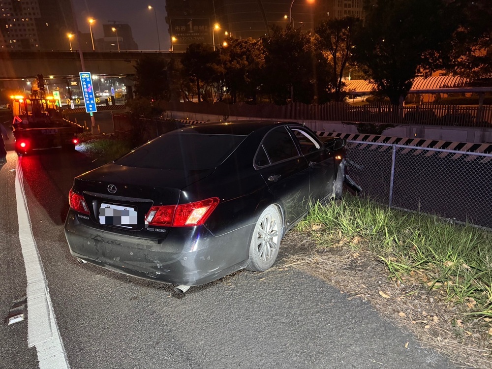 自撞駕駛逃逸 國道警:通知車主釐清肇事原因 206 cnews204250226a07