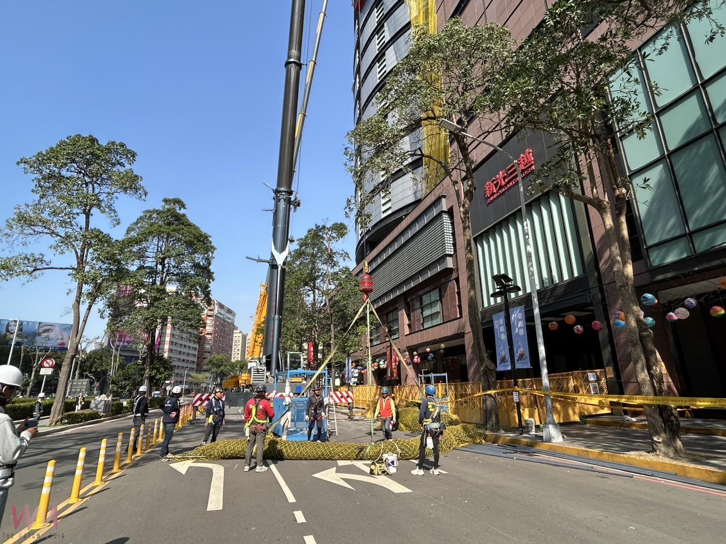 確保市民安全!中市都發局:同意展延至3/31、要求新光三越儘速改善以維公安 - https://www.watchmedia01.com