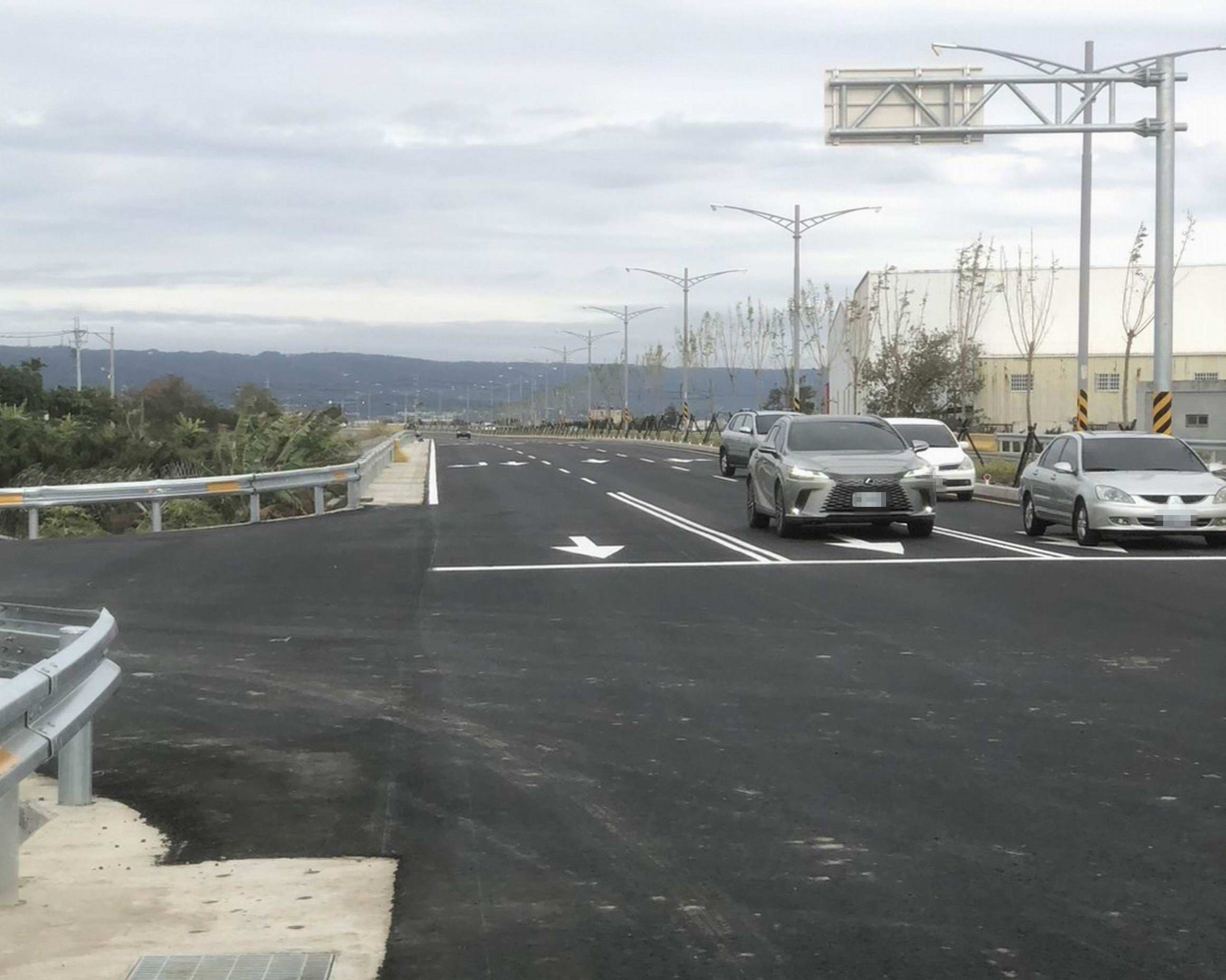 東彰快速道路通車滿月 超速、闖紅燈頻傳 警方強力取締違規 - https://www.watchmedia01.com