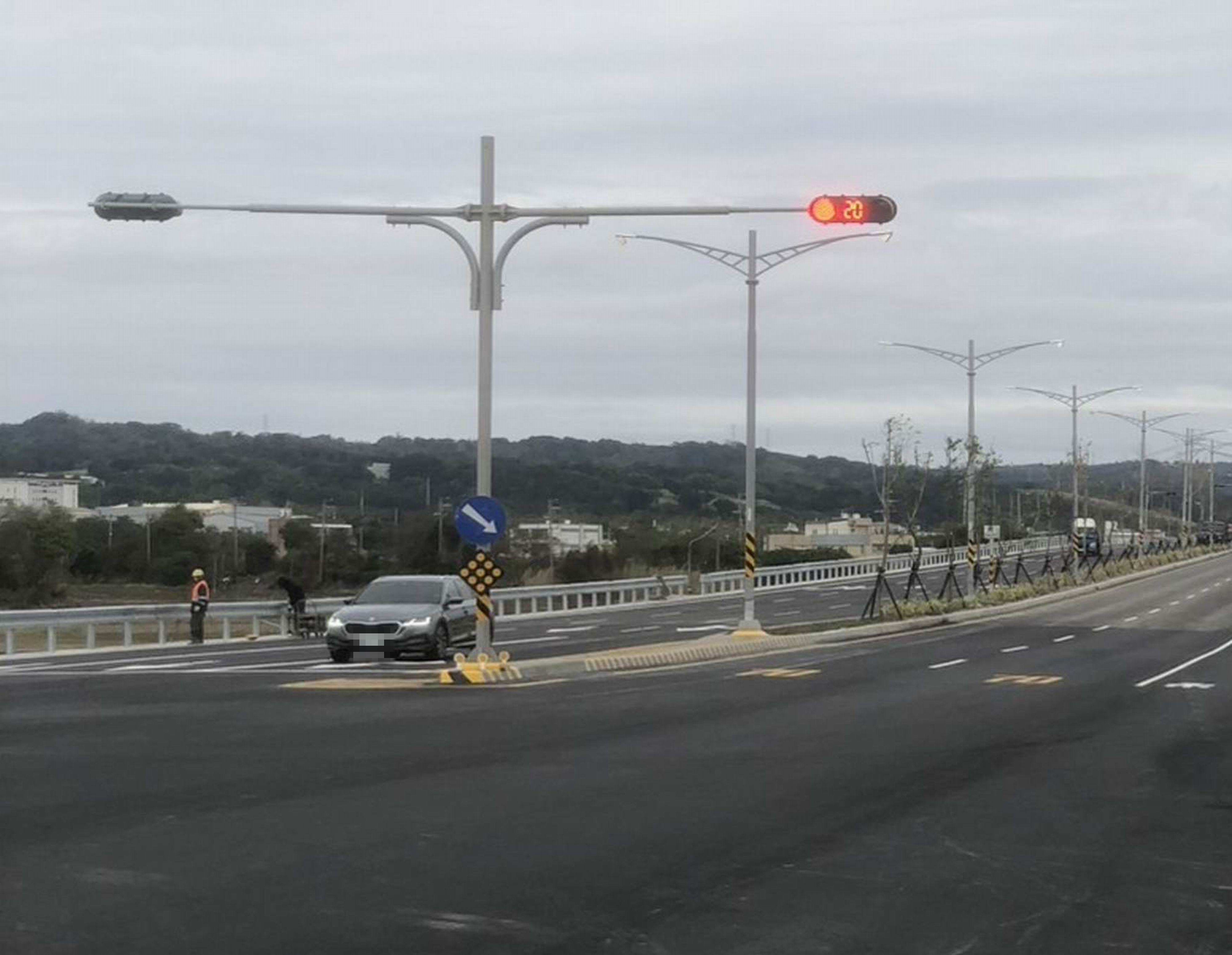 東彰快速道路通車滿月 超速、闖紅燈頻傳 警方強力取締違規 - https://www.watchmedia01.com