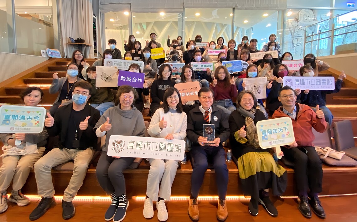 漾新聞 | 熱心閱讀公益 義達貿易與冠瑞特裝車奪社會服務獎
