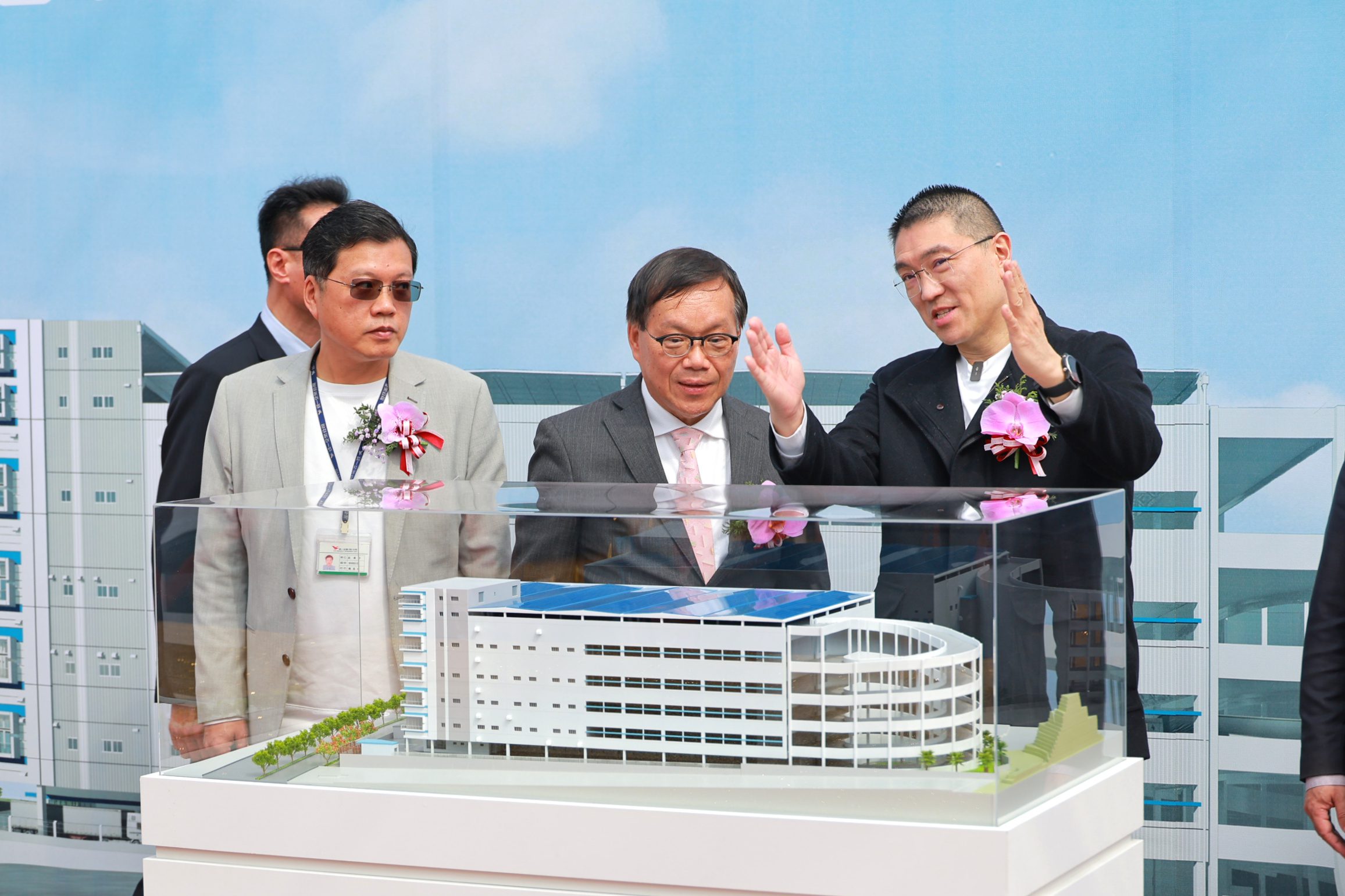 統一集團斥資40億!大智通物流中心動工 謝國樑:帶動基隆發展與就業