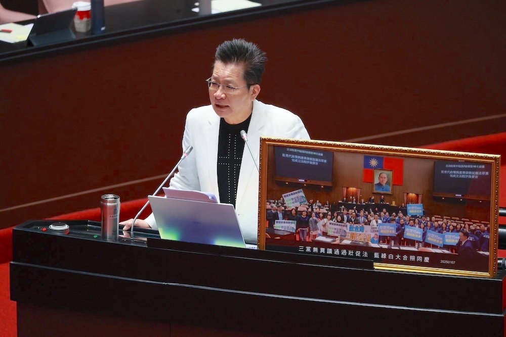 柯建銘批時力喊廢《壯促法》是作秀 王婉瑜還拿舊版本在演戲 234 cnews124250227a06