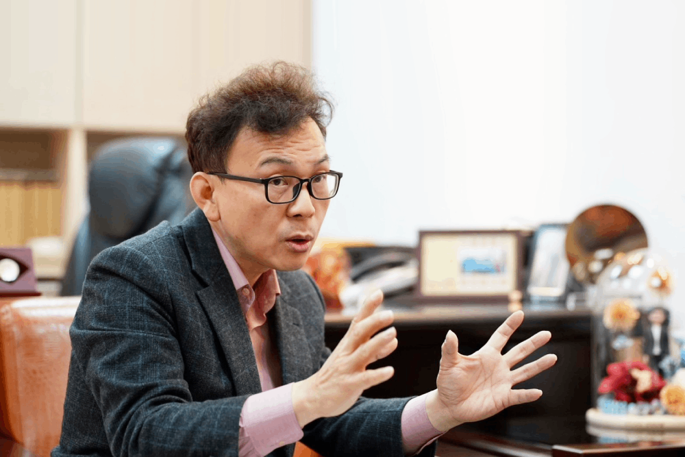 照片來源：鄭正鈐臉書