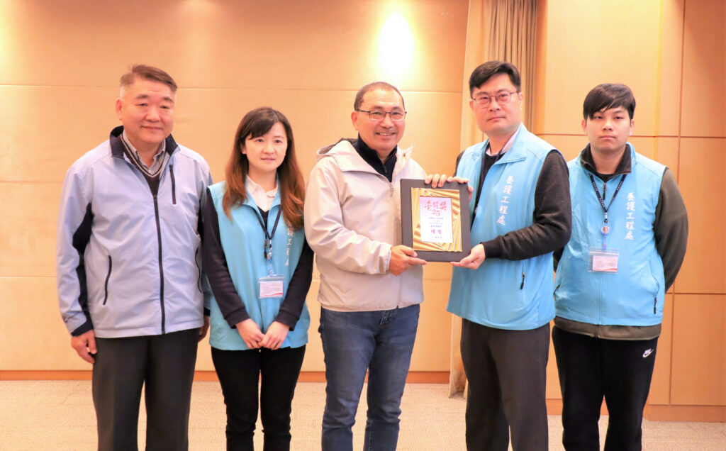 工務局橋梁維護榮獲交通界奧斯卡殊榮