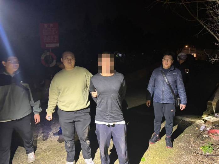 桃園搶銀樓躲龜山、八德山林 逃亡13小時仍被逮 54 2079973 0
