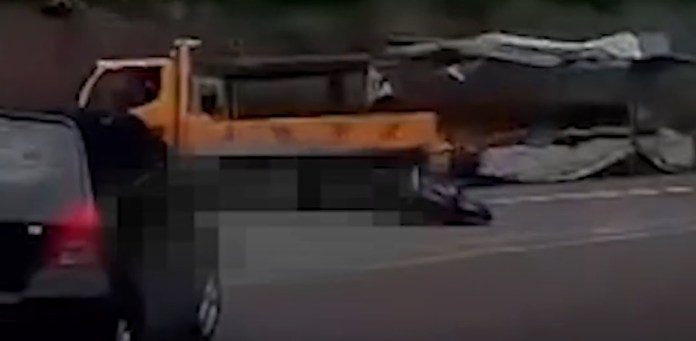 【有片】命大!女騎士台7過彎摔車 遭小貨車輾過僅擦挫傷 61 fadd