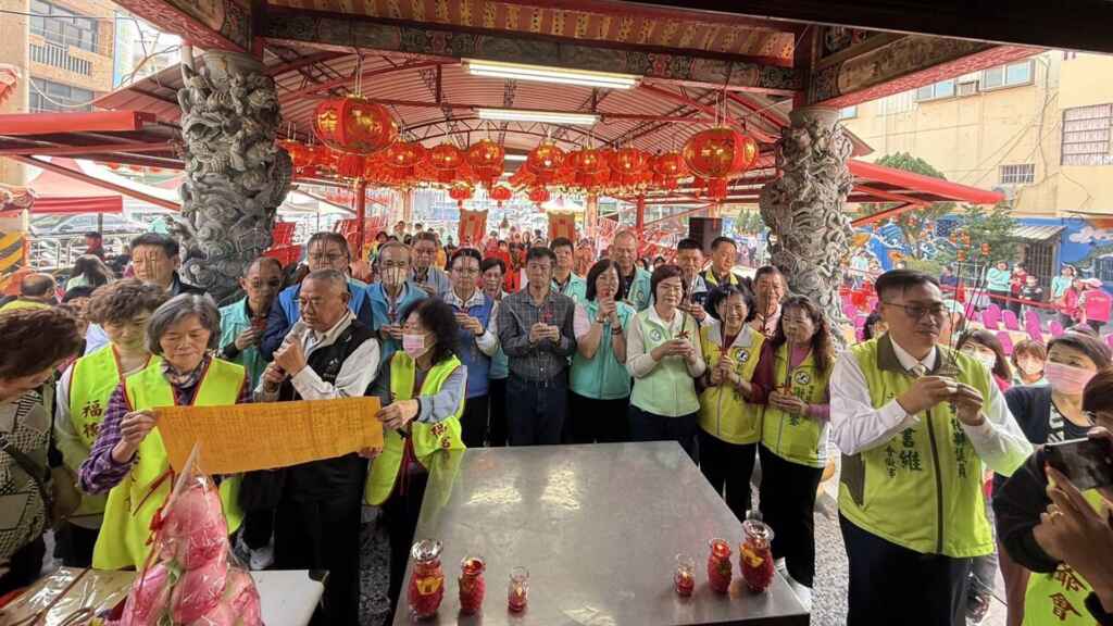 ▲蛇prise歡喜慶頭牙活動，田中鎮公所希望藉由土地公的庇佑，讓大家在新的一年好運連連、幸福滿滿，事事順心。（記者林明佑翻攝）