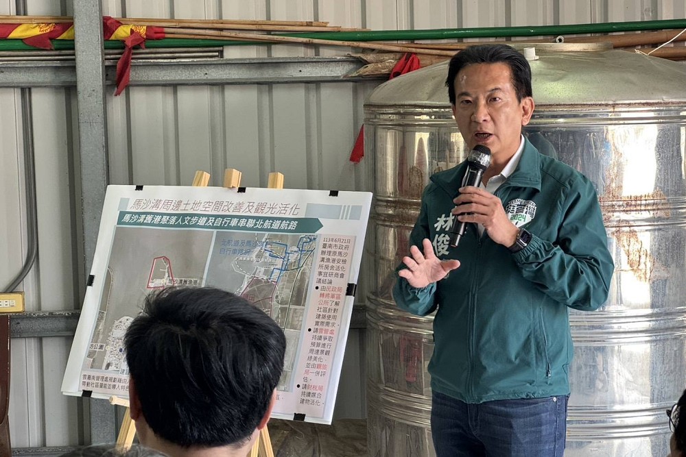 林俊憲嗆死亡連署是偽造文書將提告 賴瑞隆批:民主的恥辱 264 林俊憲嗆死亡連署是偽造文書將提告 賴瑞隆批:民主的恥辱 263