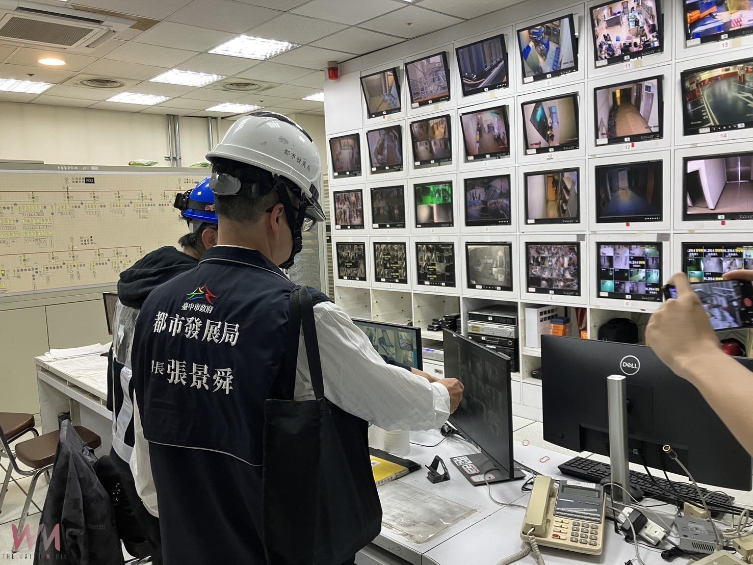 新光三越首日開放百貨人員暫時進出取物 中市都發局視察安全防護:貫徹督導責任 - https://www.watchmedia01.com