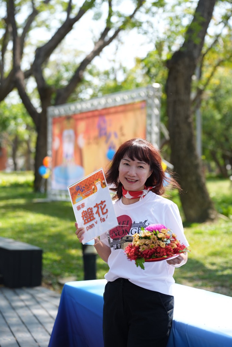 首屆土地伯公生日嘉年華熱鬧登場 粢粑擂茶藍染體驗客庄文化