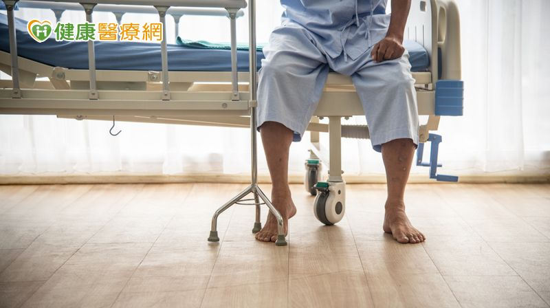 中風後無力行走?「機器人輔助復健」步行距離提升25公尺