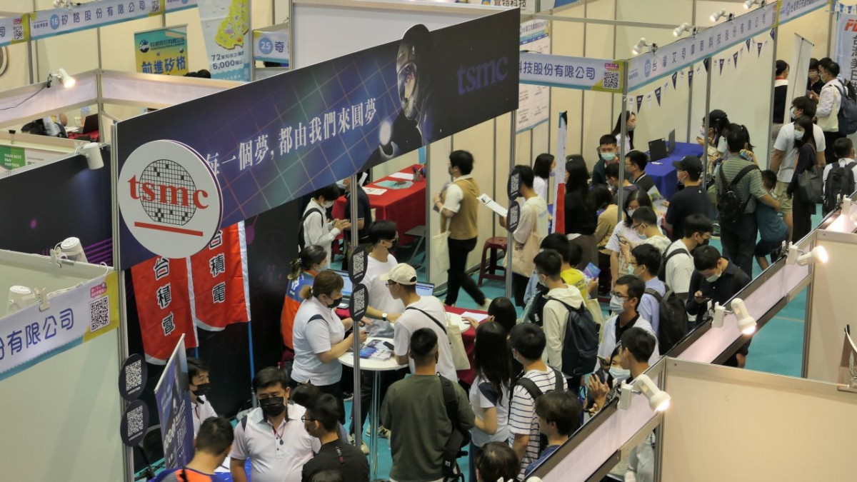「2025 Open House春季徵才就業博覽會」8成以上是科技業職缺，歡迎想要跨入科技業的待業民眾和即將畢業的青年，把握機會踴躍參加!（活動資料照）