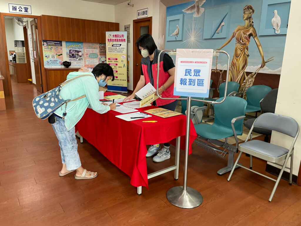 大雅就業服務台舉辦徵才活動，共5家廠商參與，釋出166個職缺。