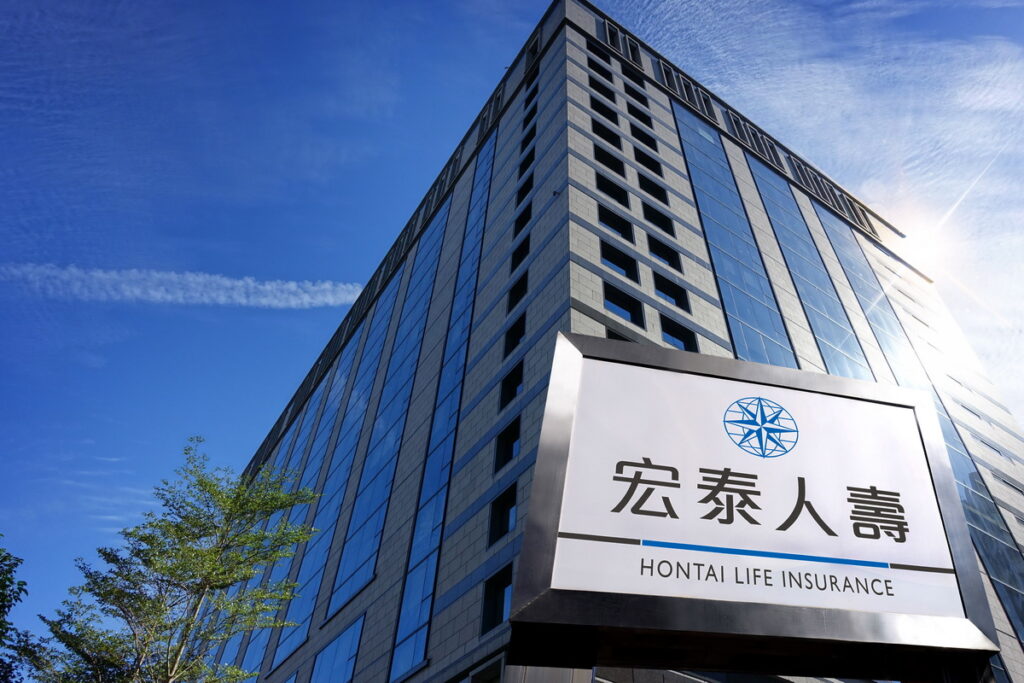 宏泰人壽形象照片