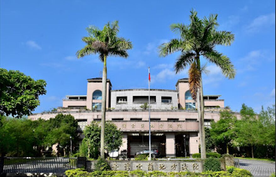 「軍火教父」黃如意追500萬元欠款 當事人慘遭痛扁肋骨斷裂 222 「軍火教父」黃如意追500萬元欠款 當事人慘遭痛扁肋骨斷裂 221