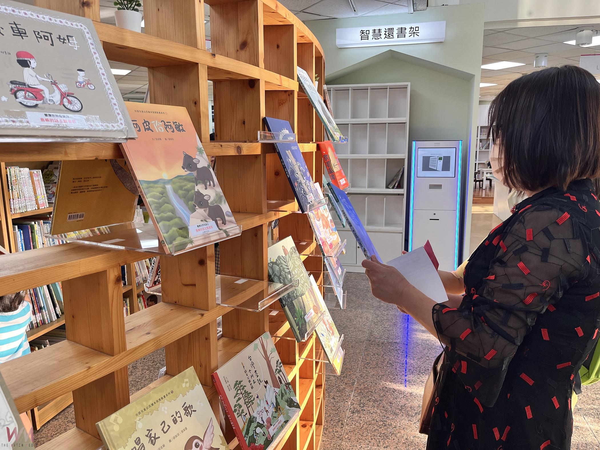 世賢圖書館優化 引進智慧還書架與24小時預約取書服務 - https://www.watchmedia01.com