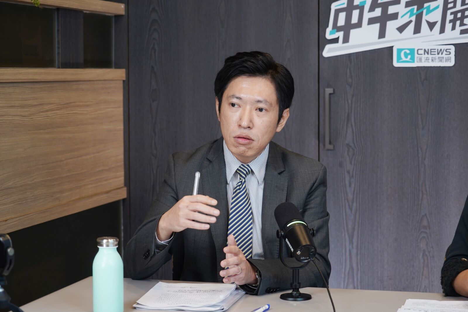 中午來開匯/坦言護理薪資待遇最重要 張惇涵:部立醫院去年調薪4%、還需一點時間 246 中午來開匯/坦言護理薪資待遇最重要 張惇涵:部立醫院去年調薪4%、還需一點時間 245