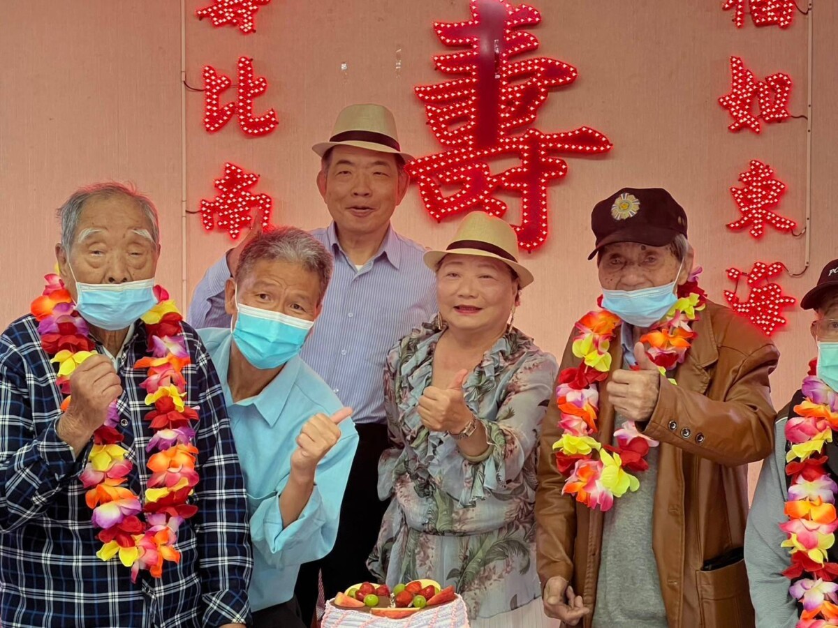 98c2e6e67eb68ad7977ad150dc17d0df