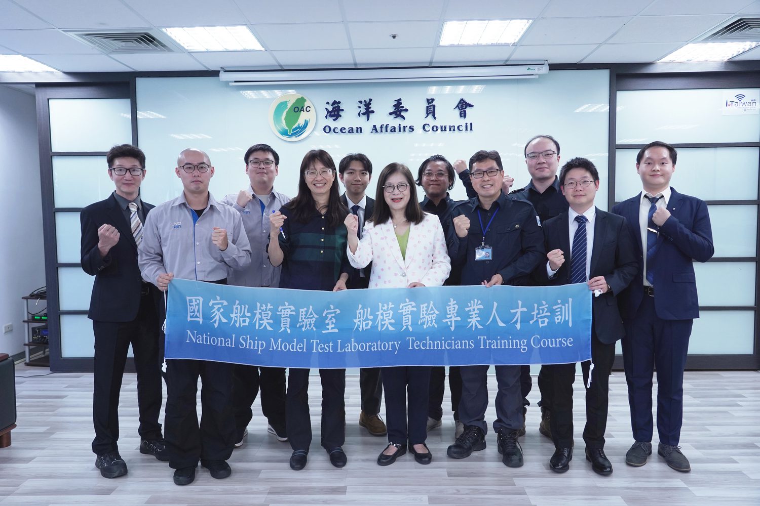 國海院首批船模實驗專業人才完訓返國　管碧玲期許提升國艦國造技術水準