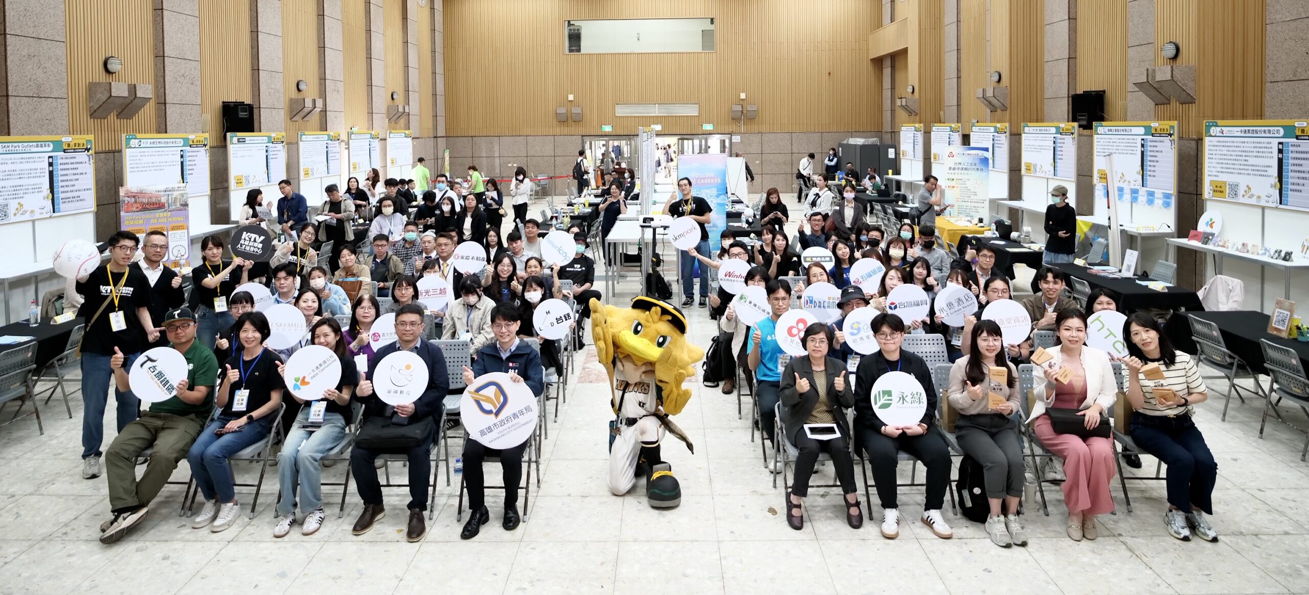 高雄企業搶新媒體人才　薪資上看5萬　「職」求對決創近300媒合人次