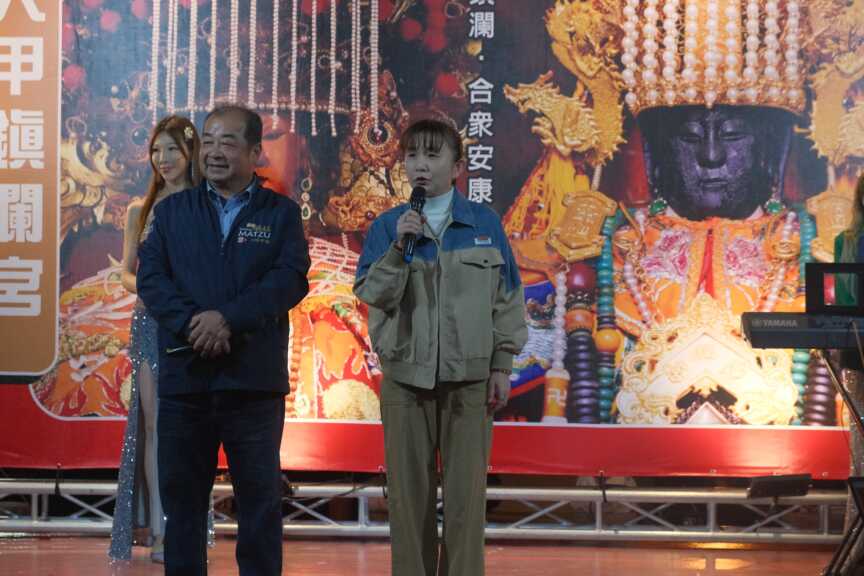 西螺鎮長廖秋萍及地方代表親自出席，展現地方對媽祖信仰的崇敬與傳統文化的傳承。(記者廖承恩翻攝)