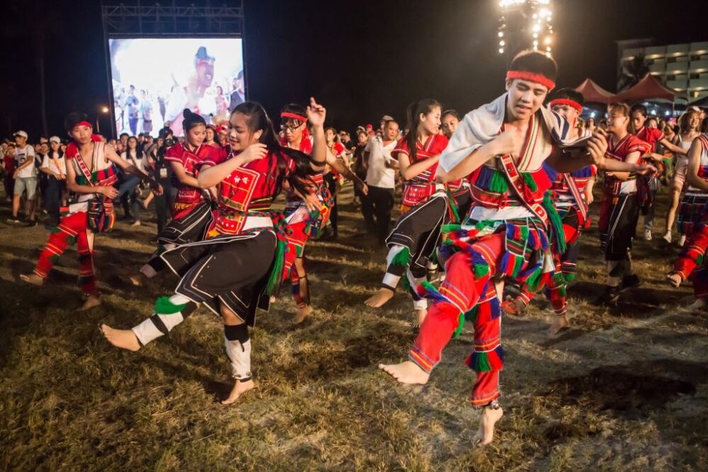歲時祭儀為原住民族勞工國定假日 花蓮縣府:未依法給假或給薪可罰百萬 242 歲時祭儀為原住民族勞工國定假日 花蓮縣府:未依法給假或給薪可罰百萬 241