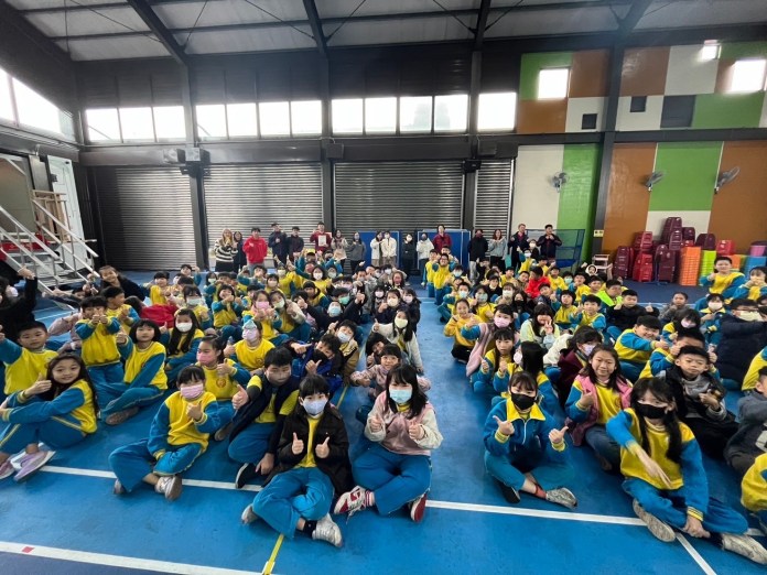 桃消大園分隊舉辦防災宣導 溪海國小學童變身小小消防員 61 S 45613077 0
