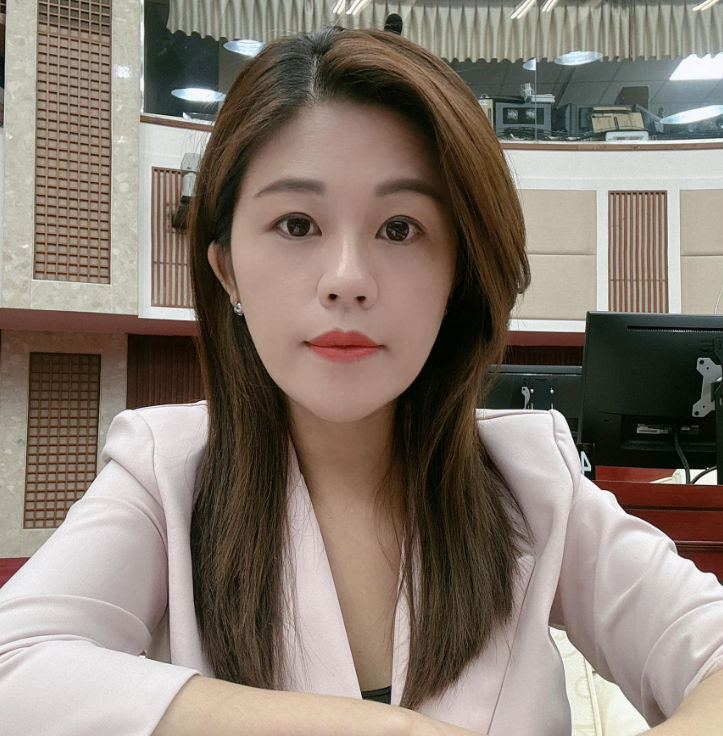 洪婉臻要求市府要更有同理心的協助環南市場。(翻攝自洪婉臻臉書)