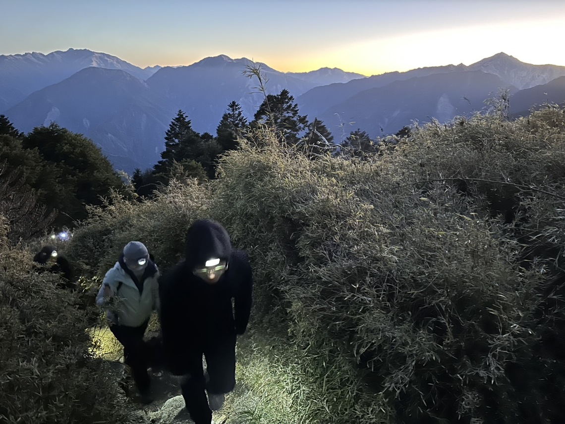 桃源國中「山野教育」挑戰百岳南橫F4 「不要害怕山沒有路,要相信你的腳踩得住!」