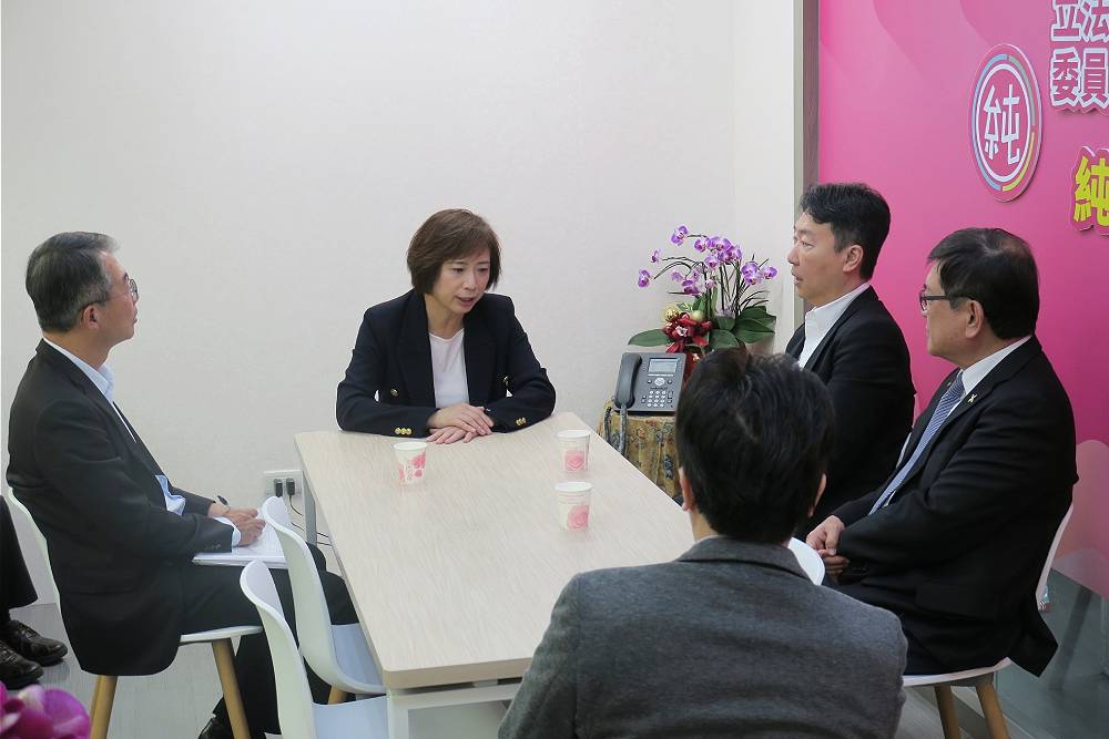 為台中捷運請命　盧秀燕託陳雪生爭預算、何欣純向陳世凱提建議 219