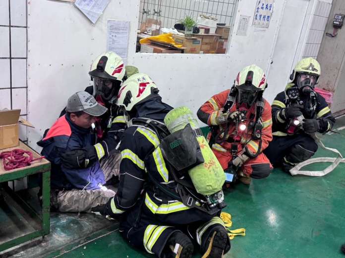 大溪消防分隊前進化學工廠演練 強化業者防災應變能力 75 S 14409819 0