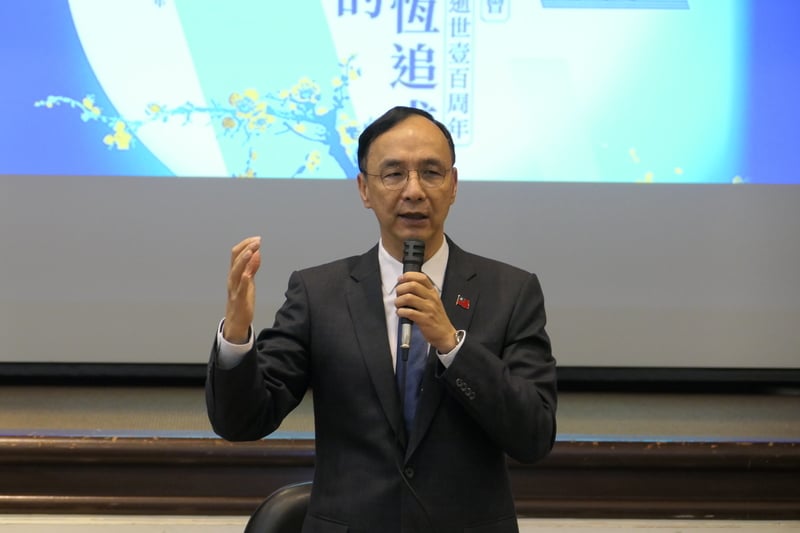 國民黨主席朱立倫7日表示,反廢死公投是由黨中央、智庫及立法院黨團研究的結果,未來會透過各地宣講,讓民眾能夠表達出反廢死訴求。中央社