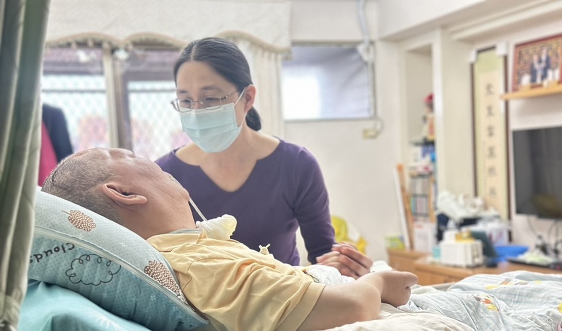婦女節喊出「麵包和玫瑰」 創世維護照顧者人權