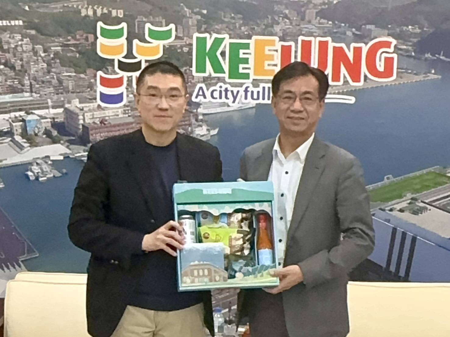 地產協會訪問團拜會　謝國樑邀企業界共同發展基隆