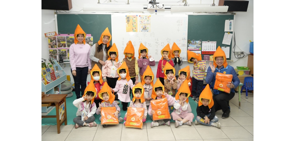 防災從小做起 南投市公所贈全市31間幼兒園防災頭套
