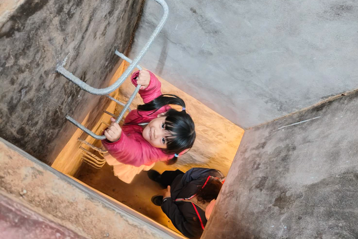 四埔，仍保留著戰地文化與黑豆蔭油釀造的歷史軌跡，讓遊客得以一窺金門昔日的戰鬥村景象，同時品味傳統醬香的美味。圖/傑森全球整合行銷提供