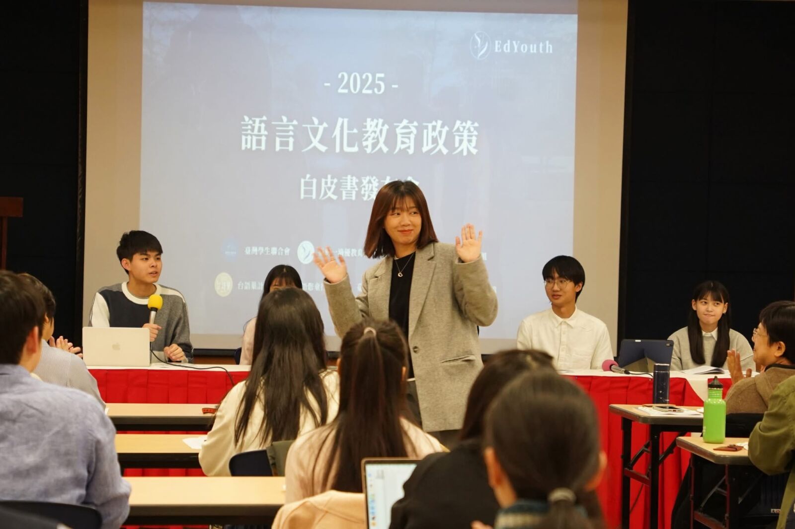 張雅琳推文化教育政策 盼母語教育資源更完善 200 張雅琳推文化教育政策 盼母語教育資源更完善 199