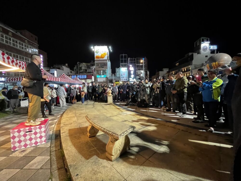 曹興誠、沈伯洋花蓮宣講 花蓮國民黨部:傅崐萁貢獻有目共睹 186 曹興誠、沈伯洋花蓮宣講 花蓮國民黨部:傅崐萁貢獻有目共睹 185