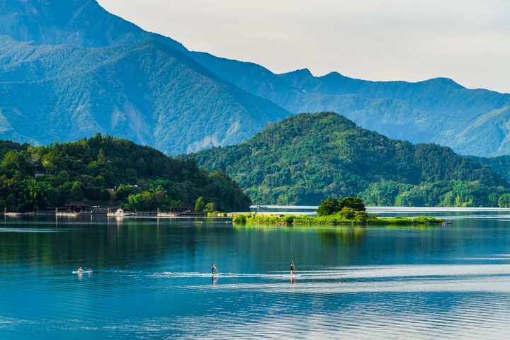 日月潭的自然資源與優美景色享譽國際,低碳旅遊更是日月潭最佳特色。 圖:shutterstock/來源
