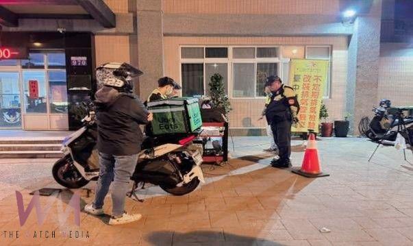維護市民環境安寧！機車改裝排氣管新制上路　中市警加強取締噪音車輛
