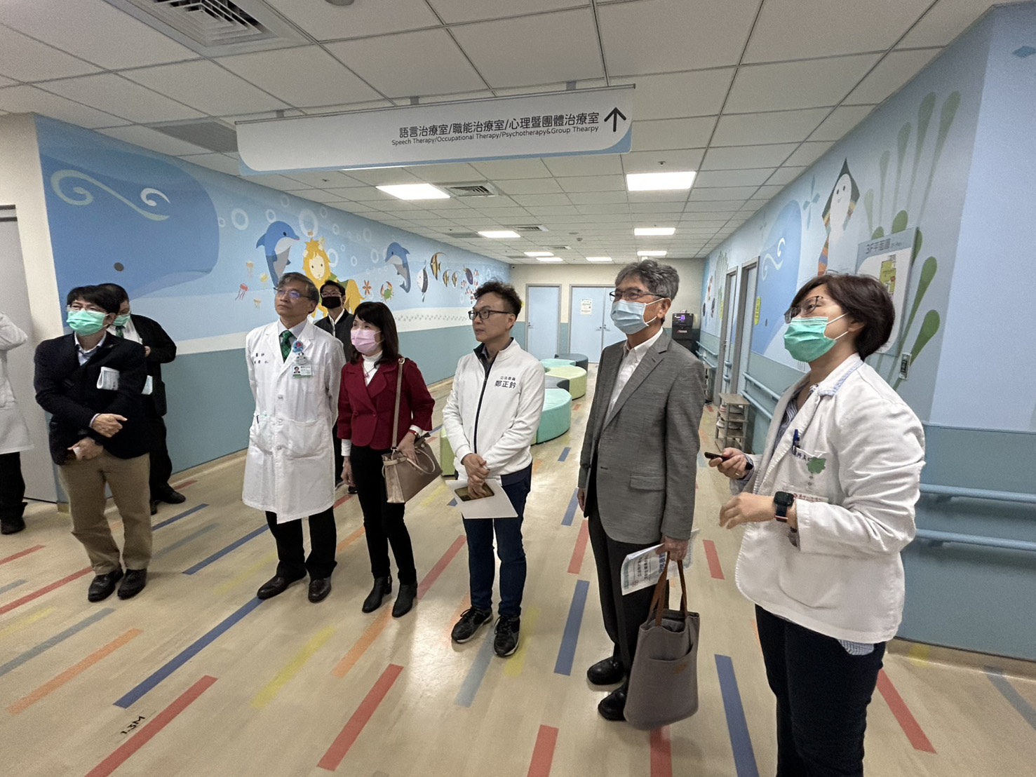 鄭正鈐指出，政府應強化醫療資安標準與支援機制，確保國人個資安全，防止個資外洩成為犯罪工具。(圖／鄭正鈐國會辦公室)