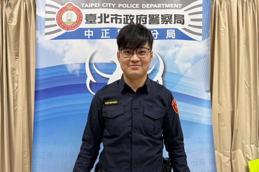 失智翁中正紀念堂失聯  中正一警鷹眼飛奔15分鐘助團員