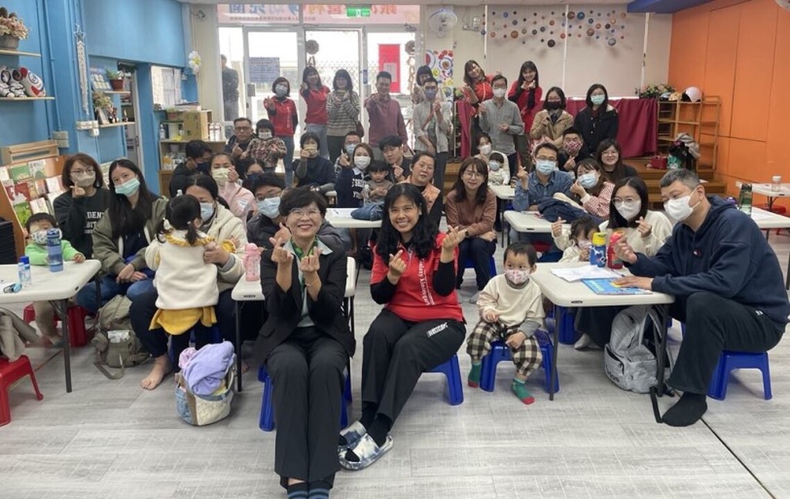 嘉市親職講座專家分享 教養幼兒的愛與耐心法則